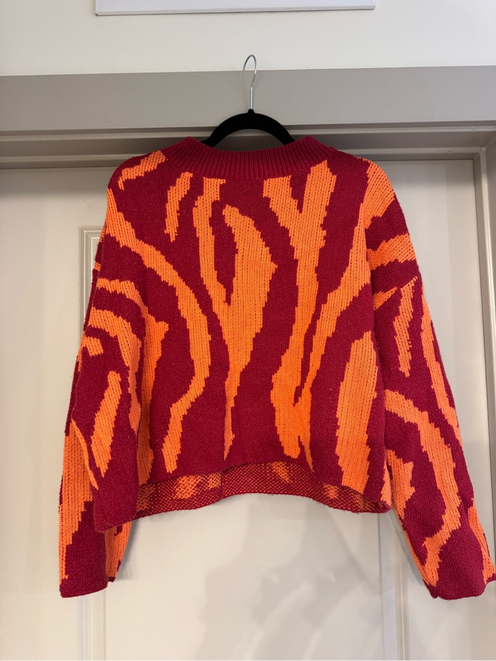 Lea & Viola Orange and Red Abstract Knit Sweater